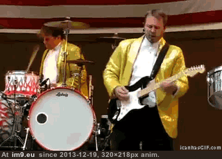[Funny] World's Best Drummer (in My r/FUNNY favs)
