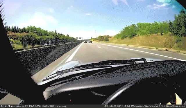 [Wtf] Learning how to merge on the highway is important. (in My r/WTF favs)